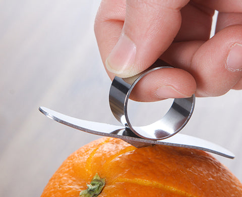 Stainless Steel Finger Ring Peeler – Handy Vegetable & Fruit Kitchen Gadget