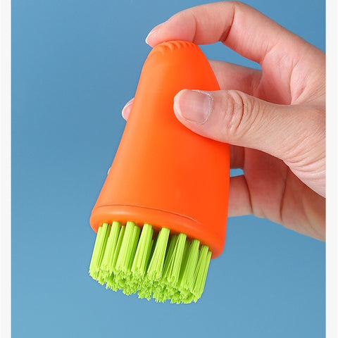 Multifunctional Carrot & Vegetable Cleaning Brush – Handy Kitchen Gadget for Household Use